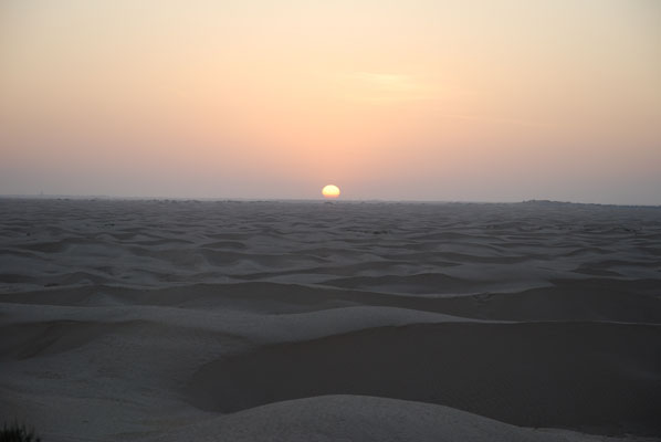 sunrise_sarhara Sunrise over the Sahara